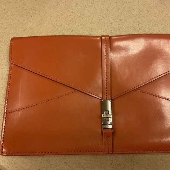 Brown leather envelope clutch - Picture 1 of 6